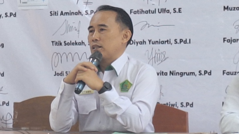 Makna dan Pesan Kepala MAN 1 Pringsewu pada Momentum Hari Pahlawan bagi para Pelajar Makna dan Pesan Kepala MAN 1 Pringsewu pada Momentum Hari Pahlawan bagi para Pelajar